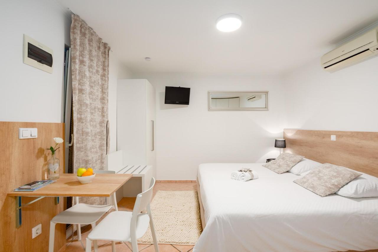 Apartments & Rooms Buble Trogir Extérieur photo