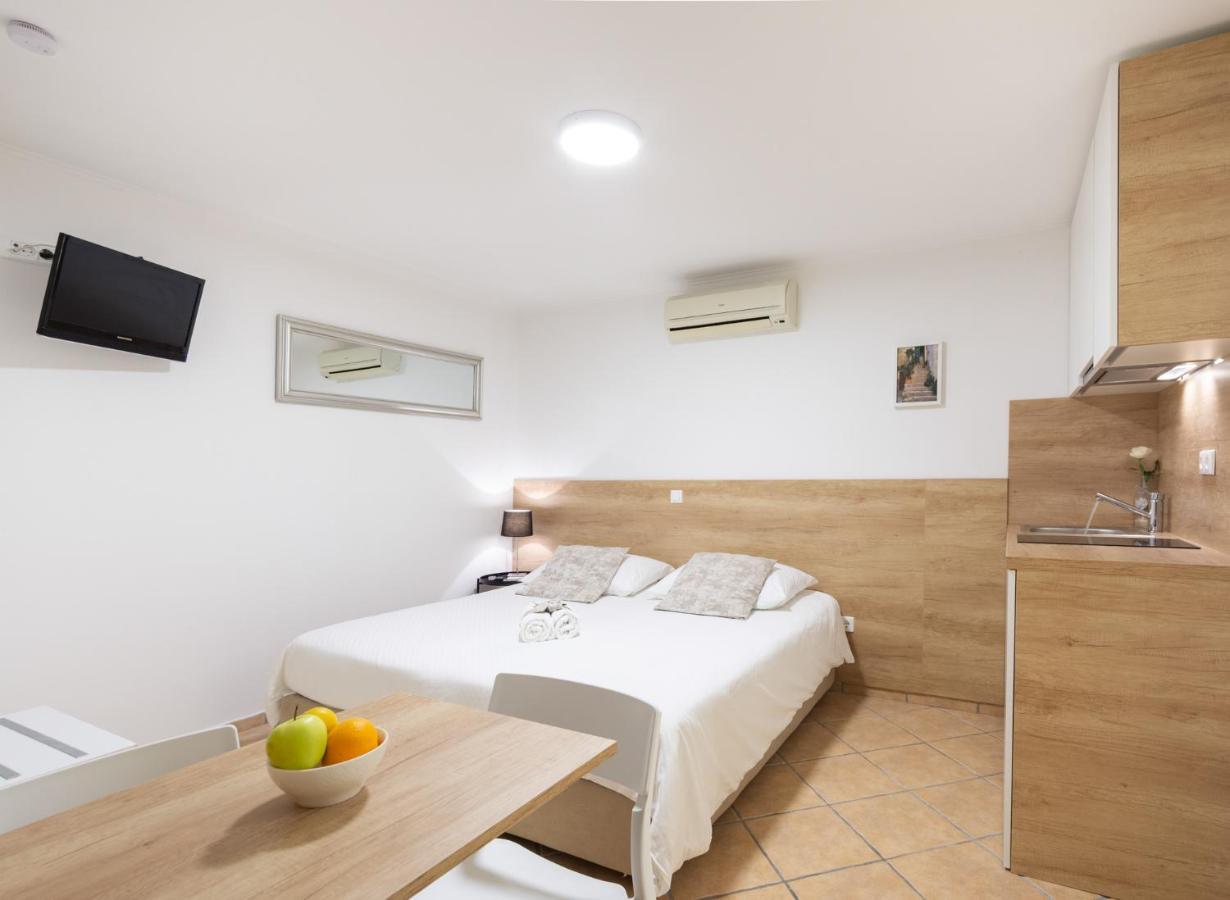 Apartments & Rooms Buble Trogir Extérieur photo